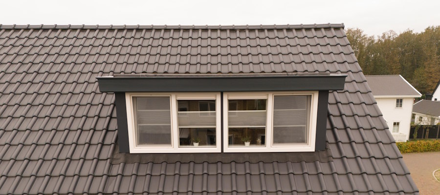 Dakkapellen in Nieuweroord laat je plaatsen door Bremer Dakkapellen.