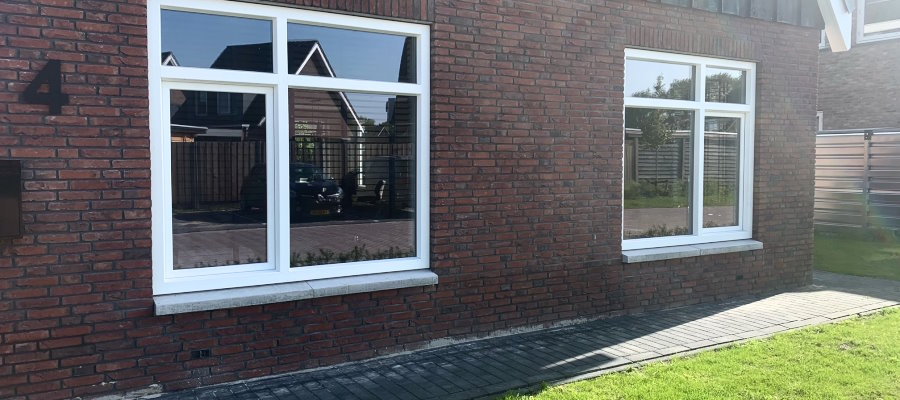 De kunststof kozijnen die wij plaatsen in Assen zijn van hoge kwaliteit en dragen bij aan de verbetering van je woning.